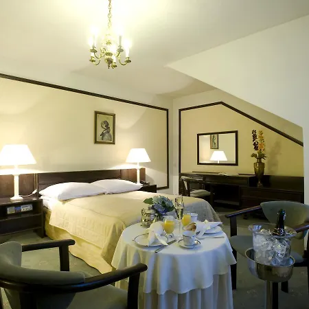 Napoleoński Hotel 4*